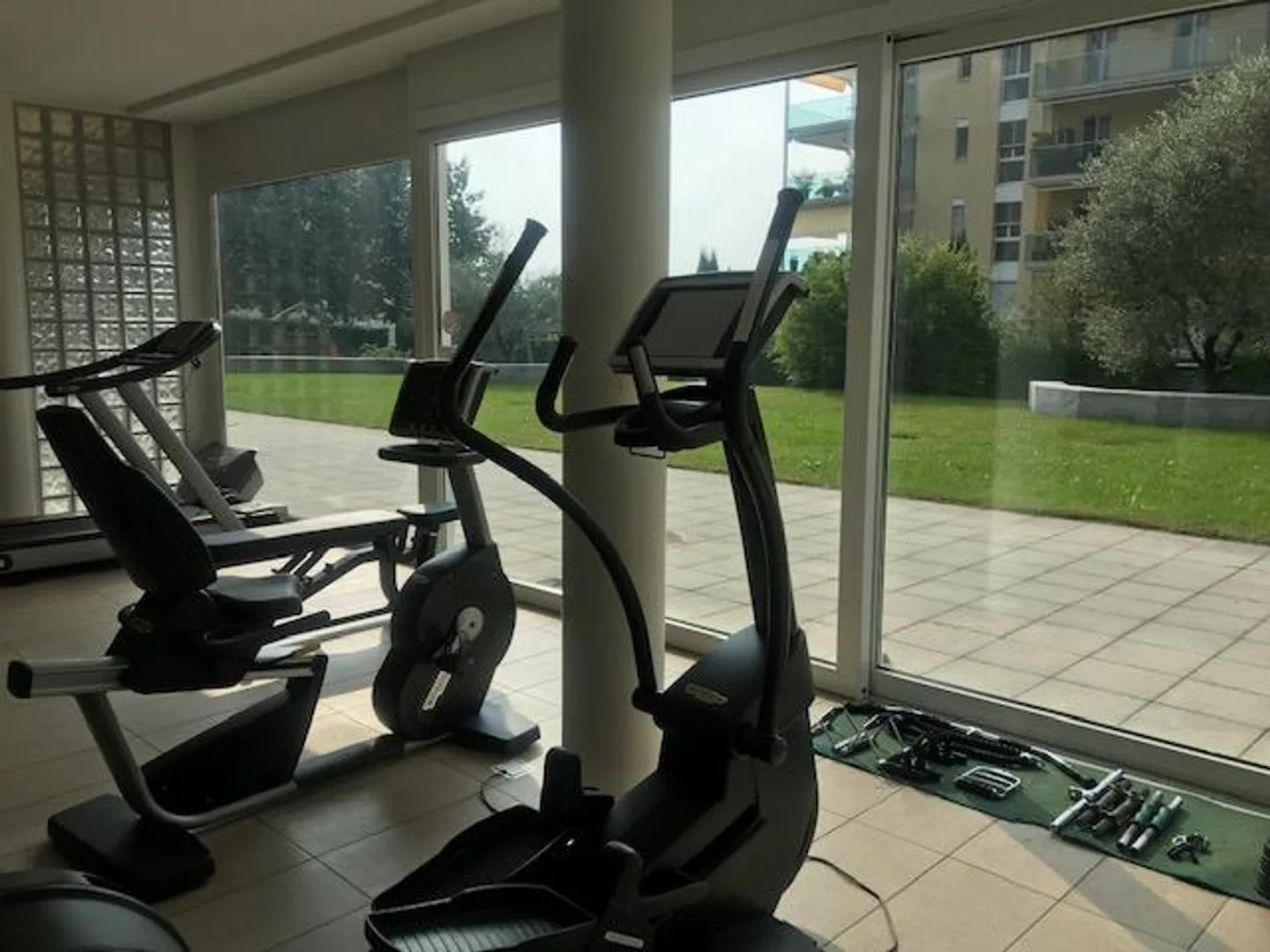 Appartamento in vendita - Foto 4 di 8