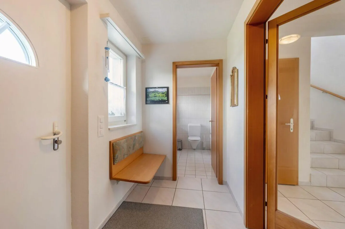 Casa unifamiliare di alta qualità con 6,5 stanze in una zona residenziale tranquilla e elevata! - Foto 7 di 23