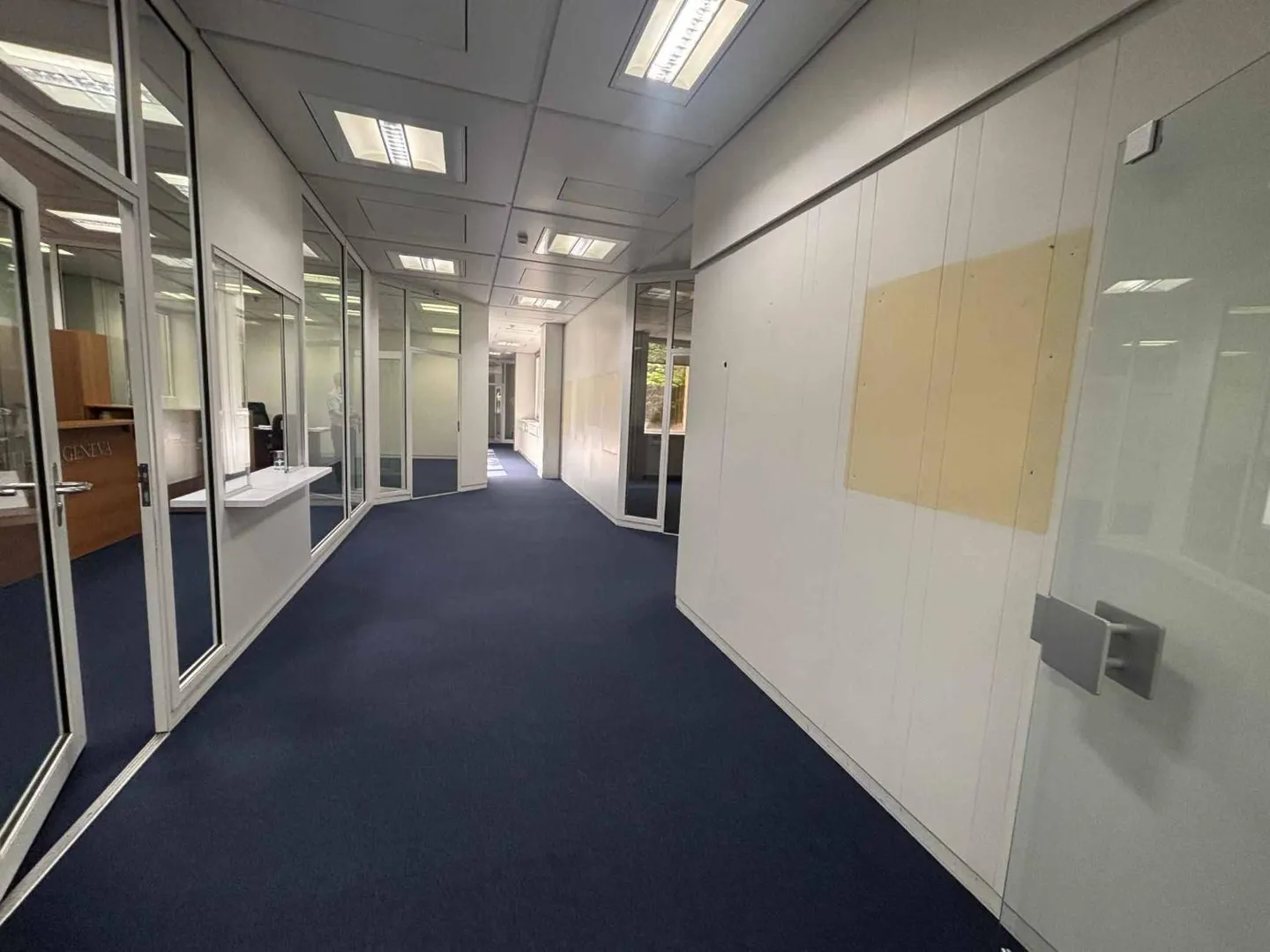 1381 m² di spazi per uffici in affitto, modulari e divisibili a partire da 37 m² - Foto 4 di 11
