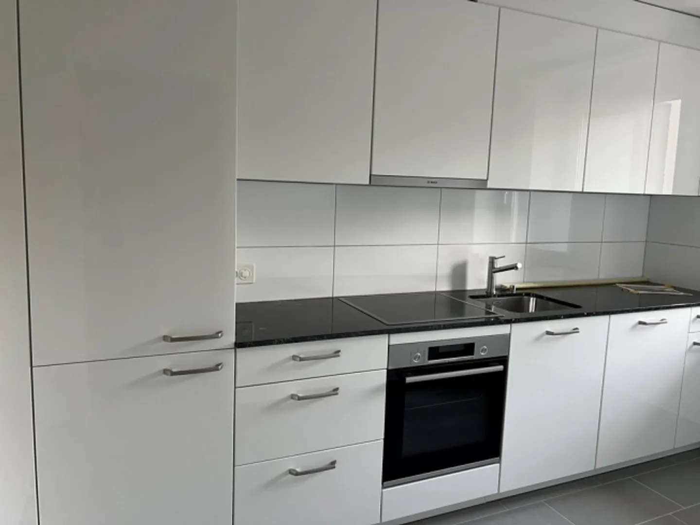 Appartamento 2.5 camere affascinante - Foto 3 di 6