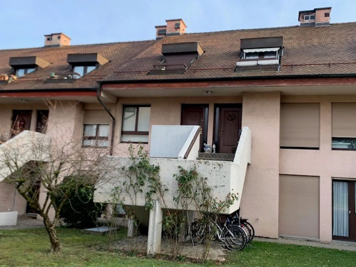 4-room apartment - Photo 2 of 3