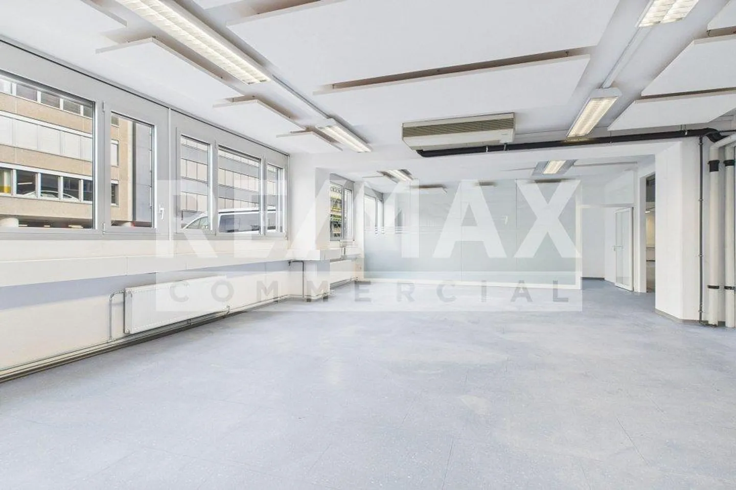Espace commercial attrayant avec de nombreuses possibilités d'utilisation ! Bureau, La... - Photo 6 sur 13
