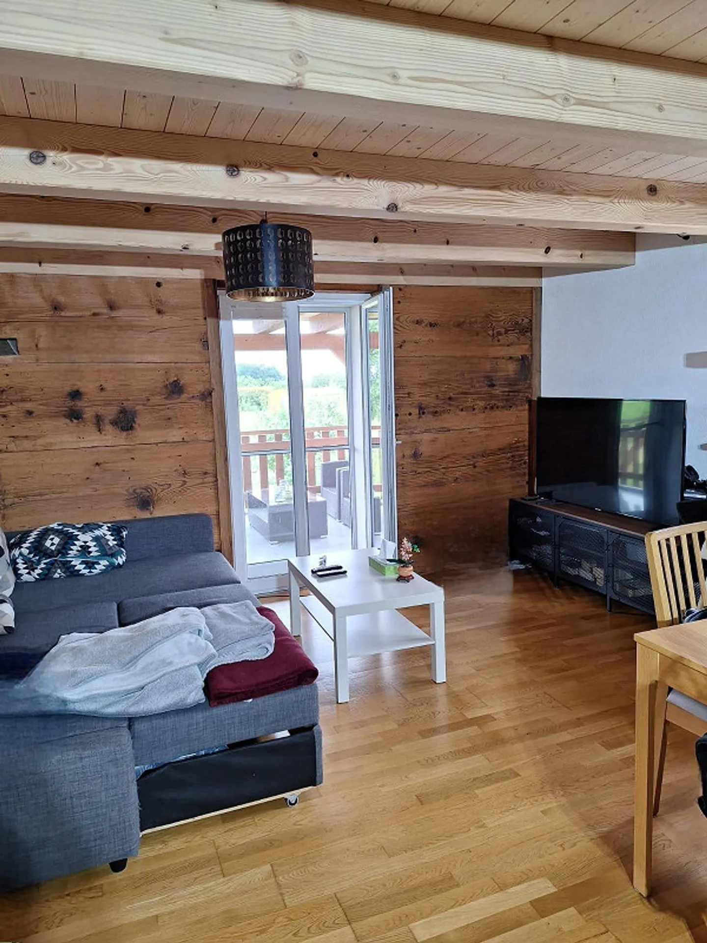 PLENTY OF SPACE IN THE GREEN - 3 SPACIOUS 3.5-ROOM APARTMENTS EPPISHAUSEN - Photo 9 of 24