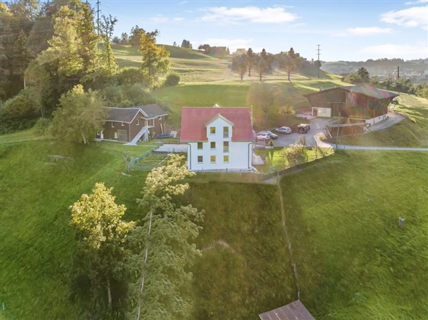 Casa generazionale completamente affittata con rimessa nel mezzo della natura - Foto 1 di 13