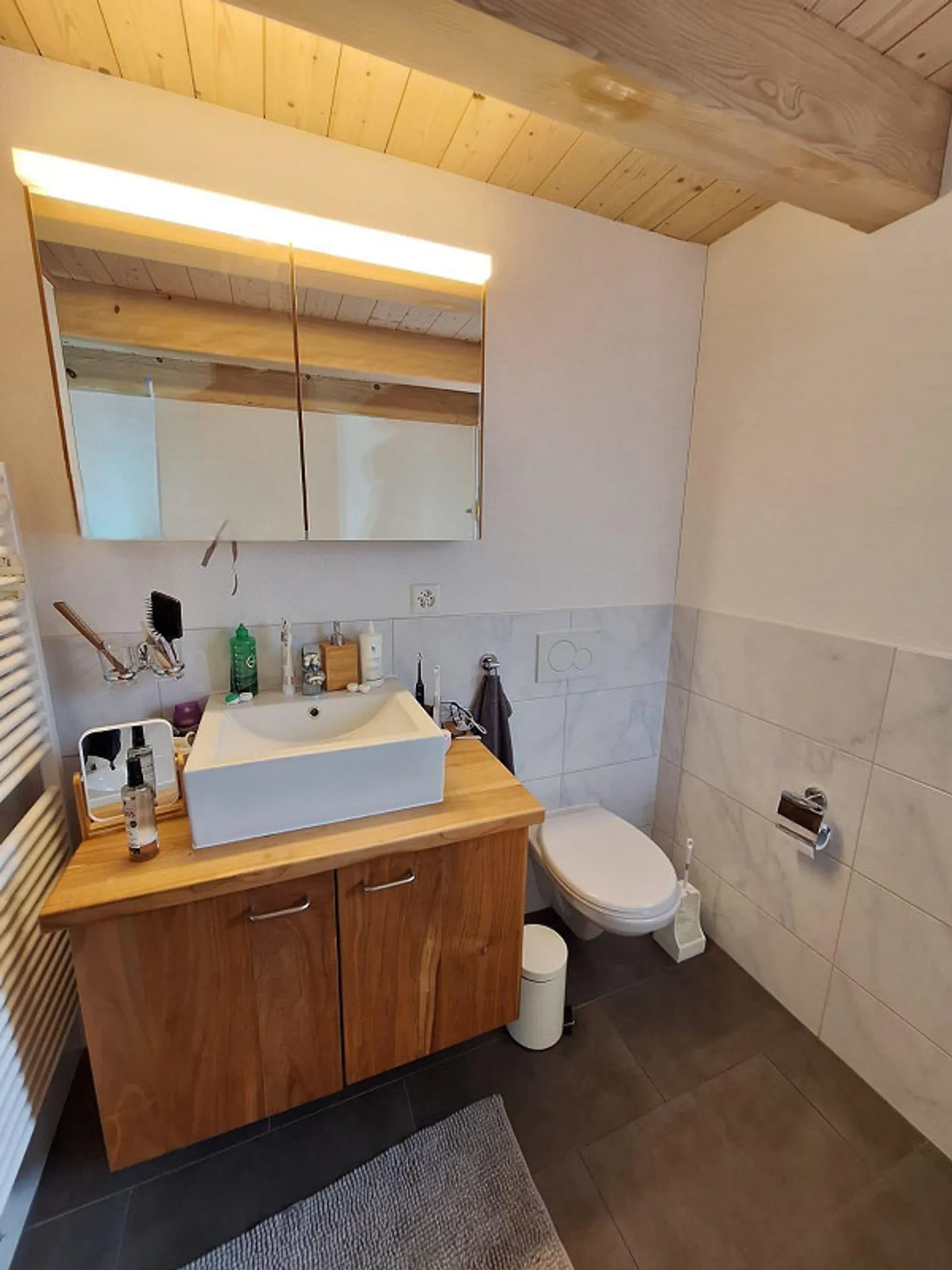 PLENTY OF SPACE IN THE GREEN - 3 SPACIOUS 3.5-ROOM APARTMENTS EPPISHAUSEN - Photo 12 of 24