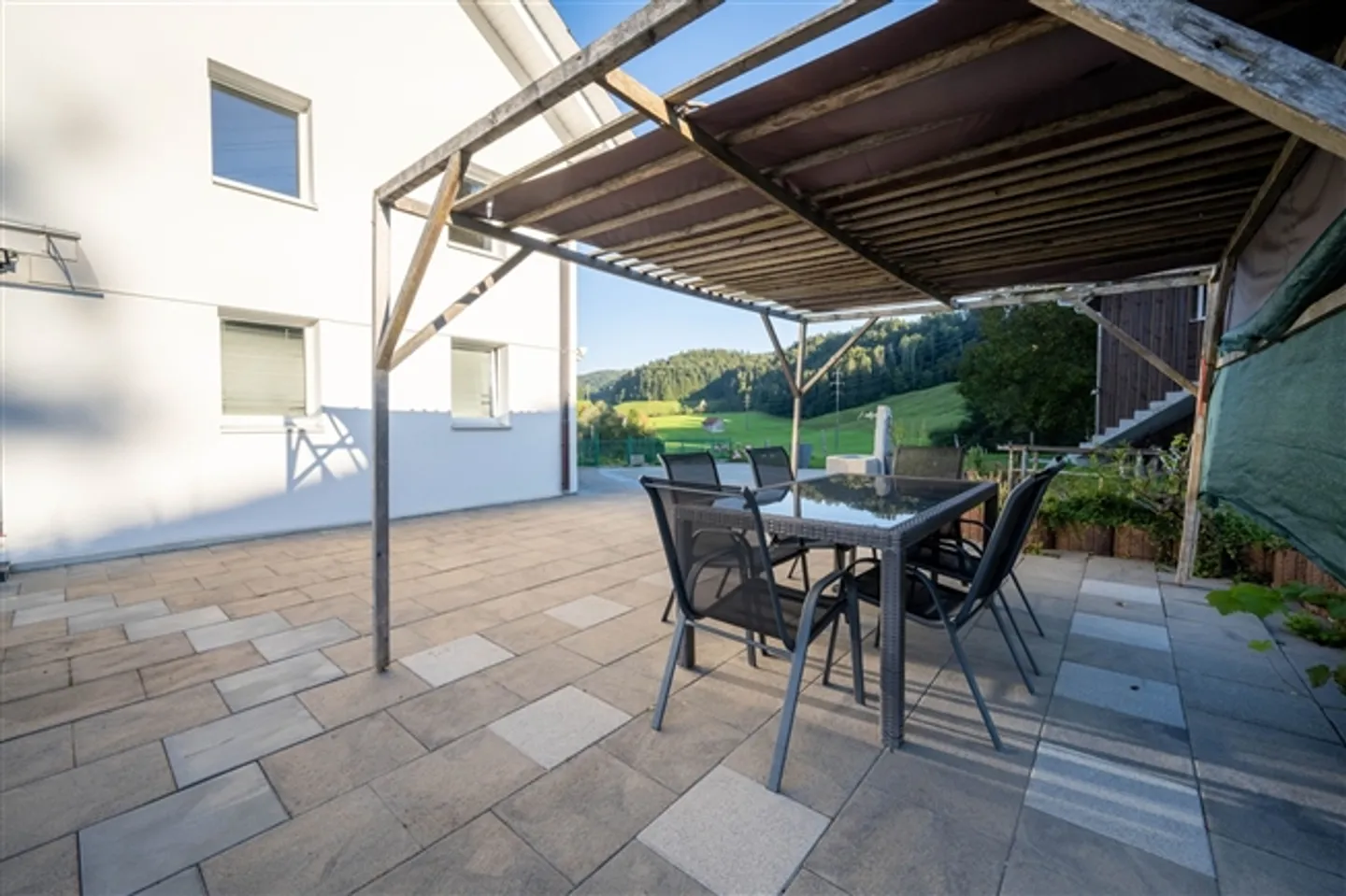 Casa generazionale completamente affittata con rimessa nel mezzo della natura - Foto 6 di 13