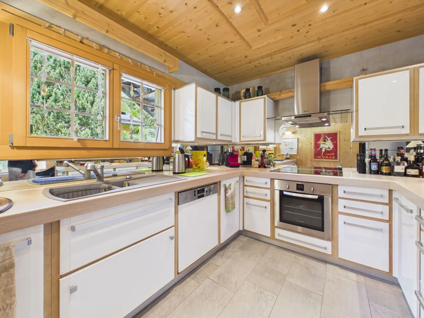 Superb chalet for sale in Rossinière - Photo 4 of 13