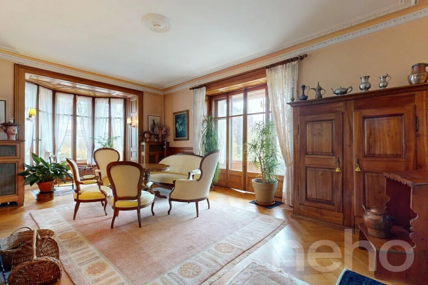 Prestigious residence with historical charm in Neuchâtel - Photo 3 of 13