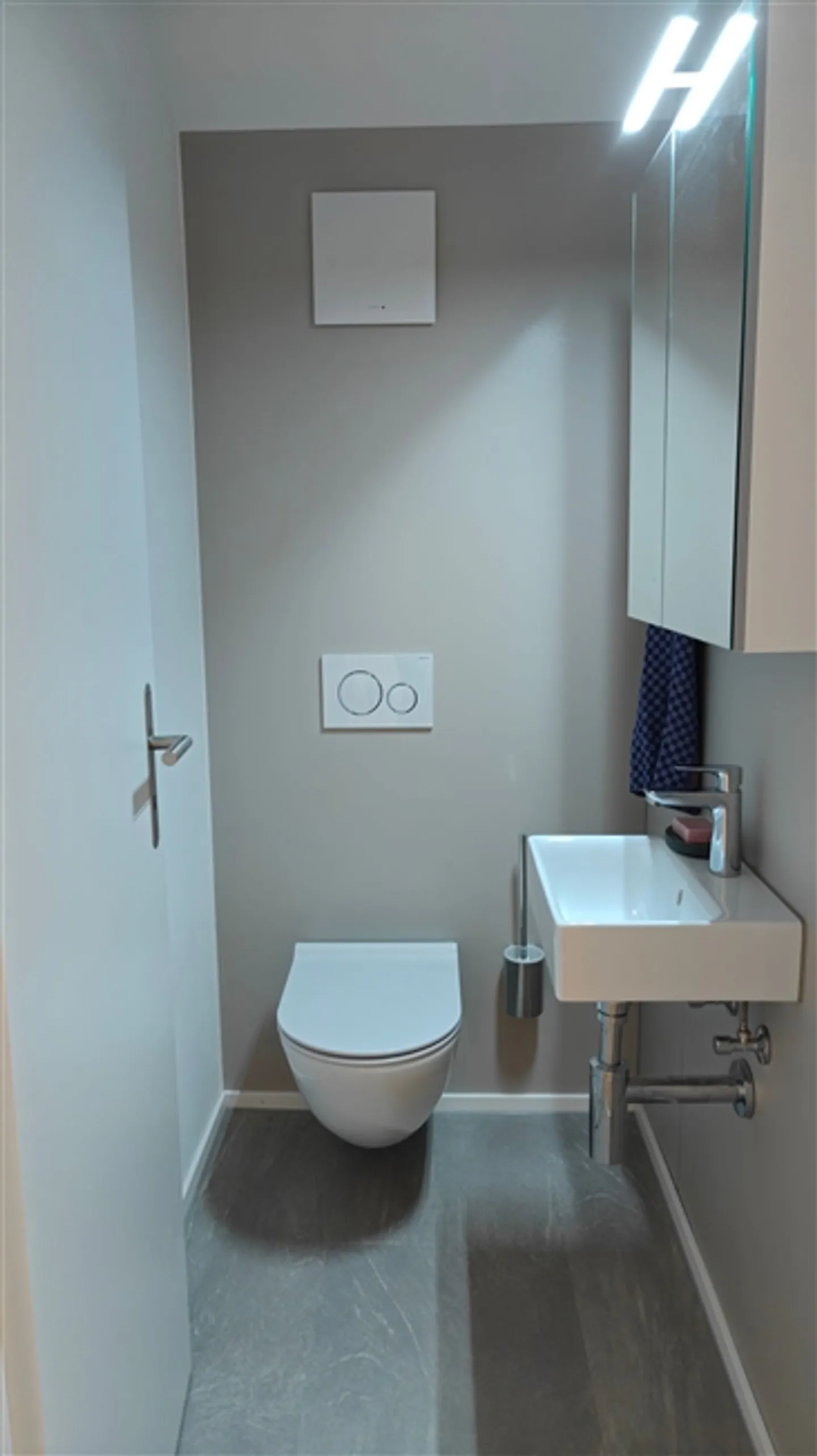 «Moderne 3.5-Zimmer-Dachwohnung mit Bergsicht in Haag» - Foto 6 von 9