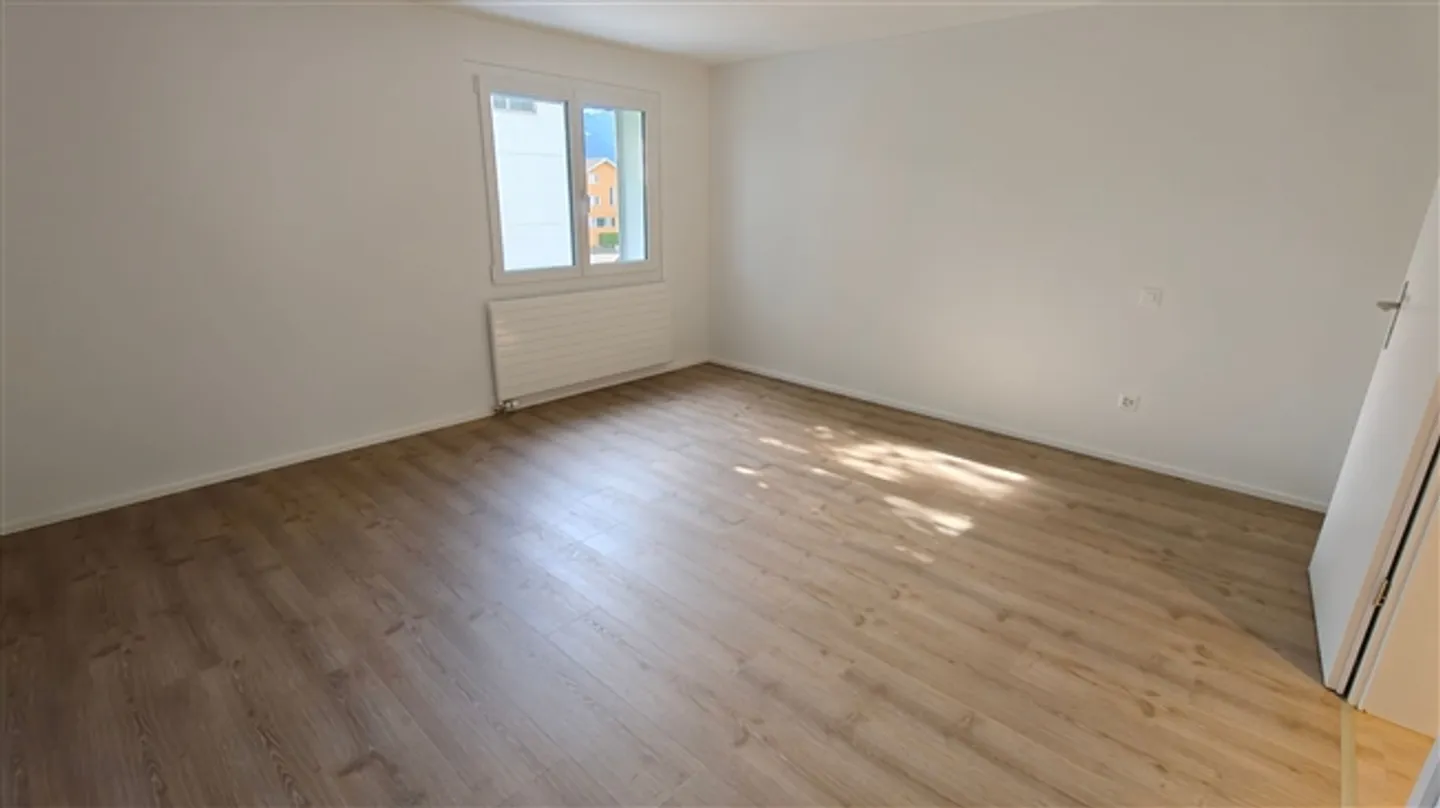 «Moderne 3.5-Zimmer-Dachwohnung mit Bergsicht in Haag» - Foto 8 von 9