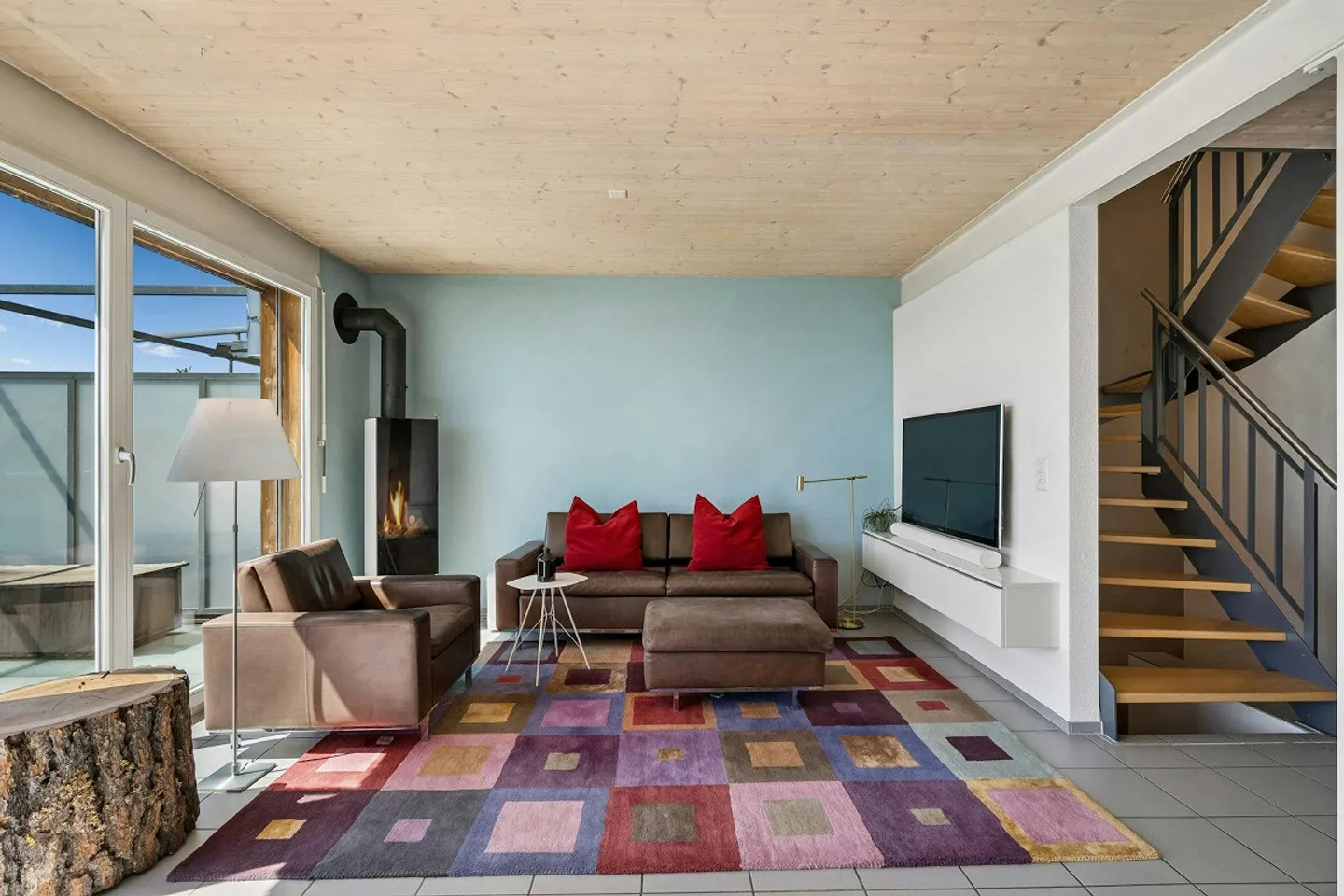 Charmantes Doppelhaus mit Wellnessbereich - Foto 2 von 5