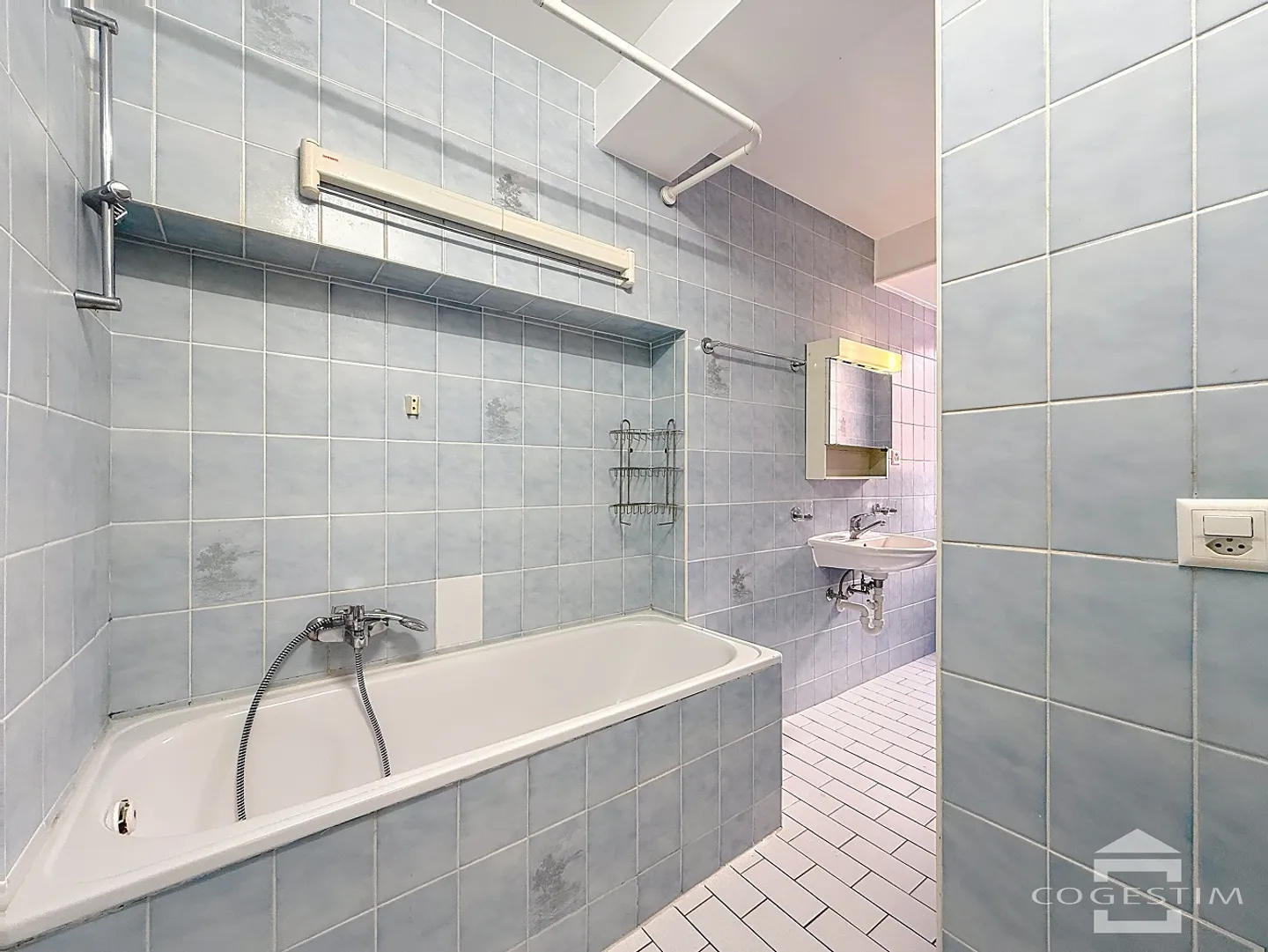 Appartamento 4 locali - Foto 8 di 9