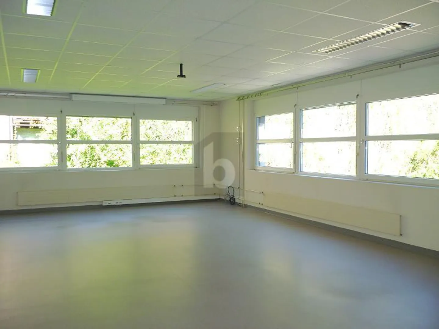 Bureaux Indépendants à La Sarraz - Photo 4 sur 6