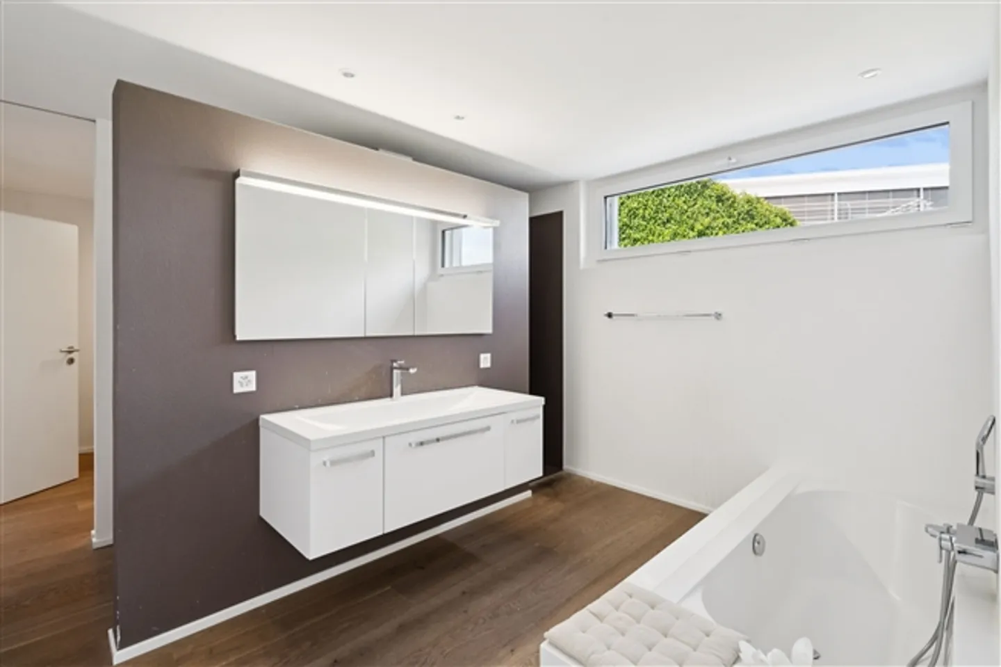 Your new dream home Spacious, modern and unobstructed beautiful - Photo 9 of 13