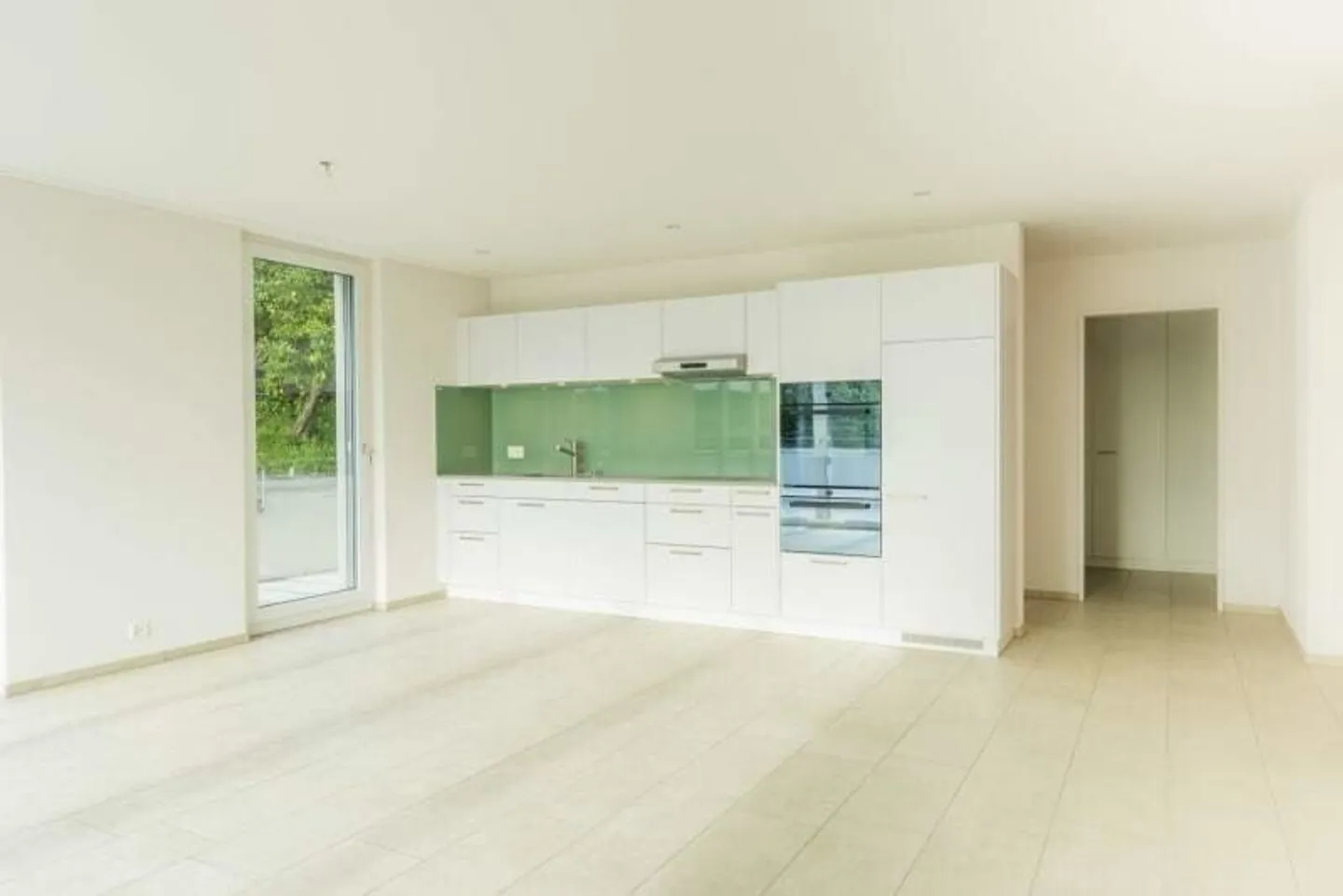 Appartement en attique de 2,5 pièces à Erlinsbach SO - Photo 2 sur 7