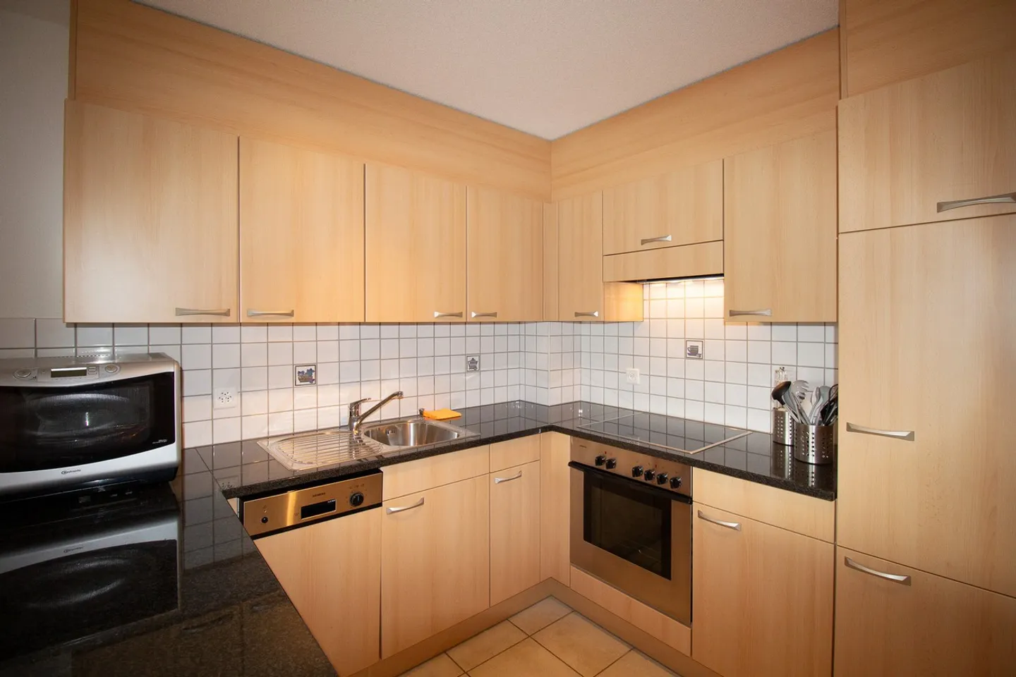 Appartement meublé 2.5 pièces - Foto 4 von 10