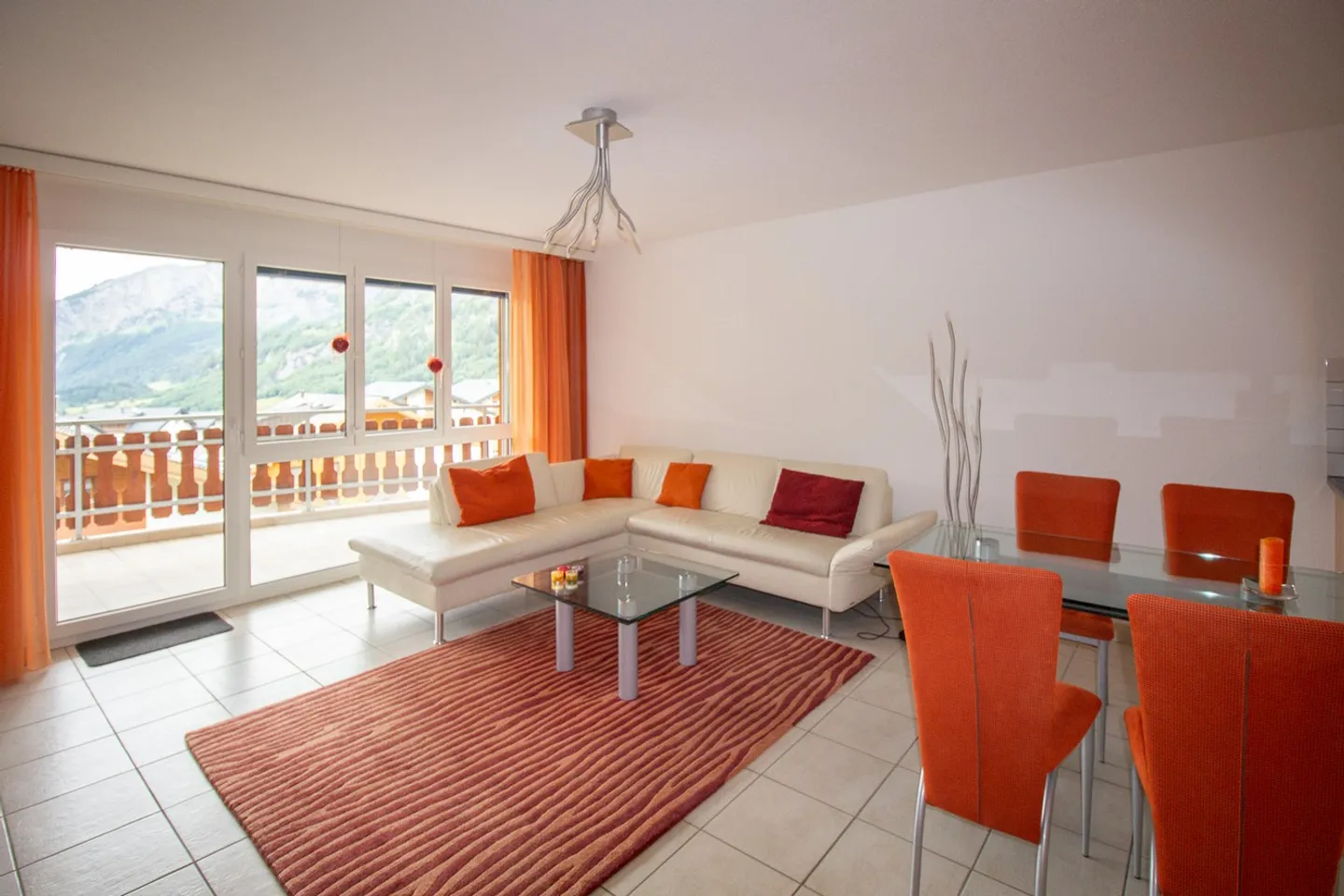 Appartement meublé 2.5 pièces - Foto 1 von 10