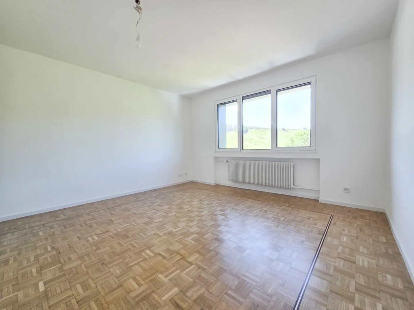 Appartamento di 4,5 locali completamente ristrutturato - Foto 5 di 10