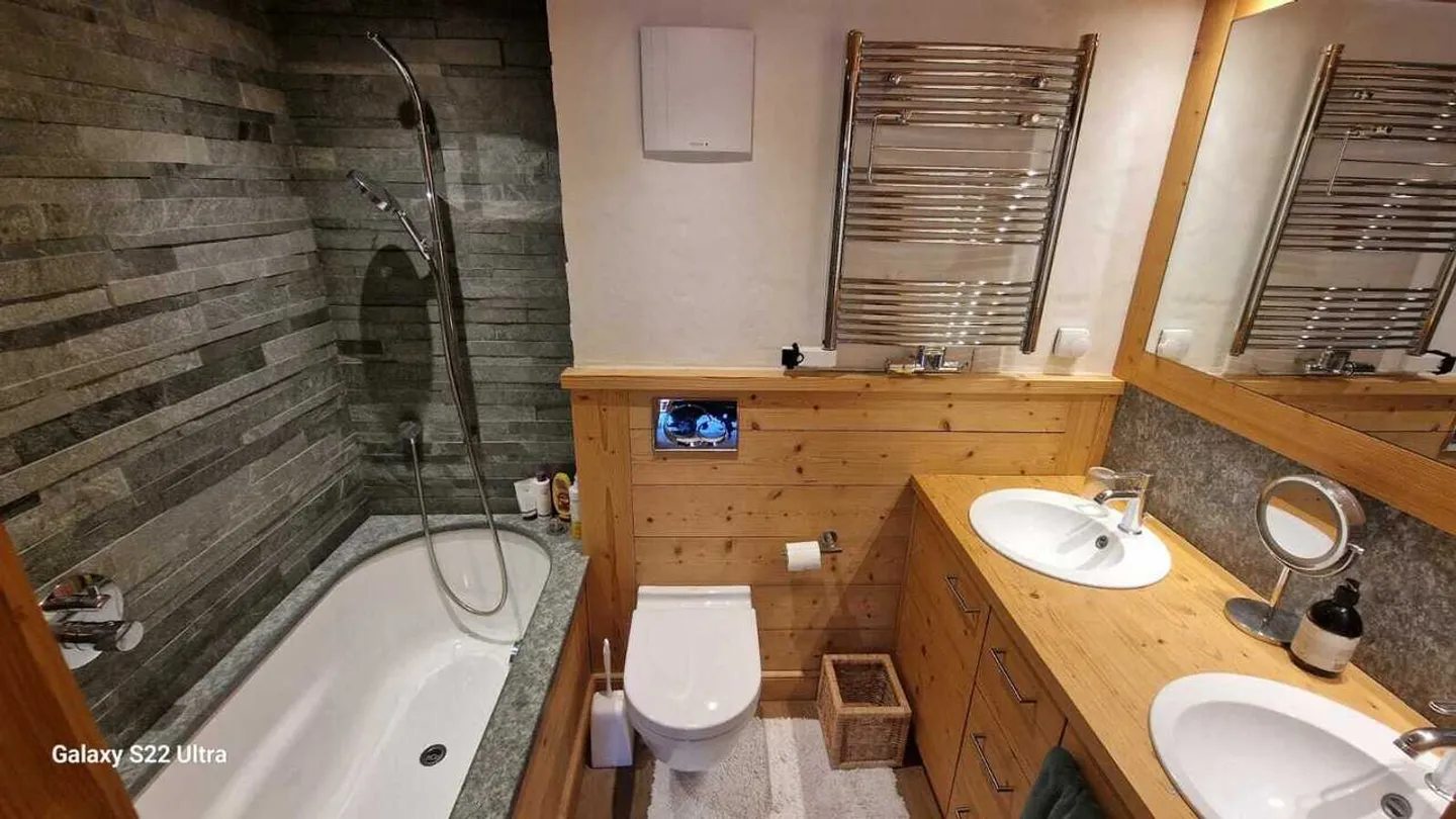 SEHR SCHÖNE 5 ZIMMER - ZENTRUM VON VERBIER + MEDRAN 2' - TOLLE AUSSICHT - 2 BOXEN - Foto 11 von 13