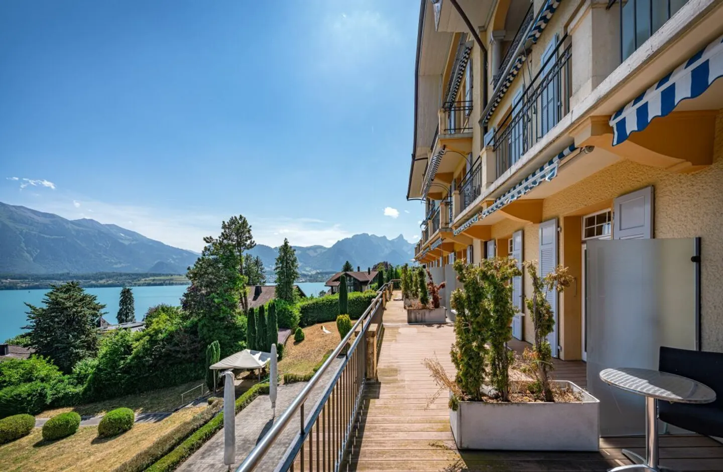 MAJESTIC OVER THE THUN LAKE - PARKHOTEL OBERHOFEN - Photo 5 of 8