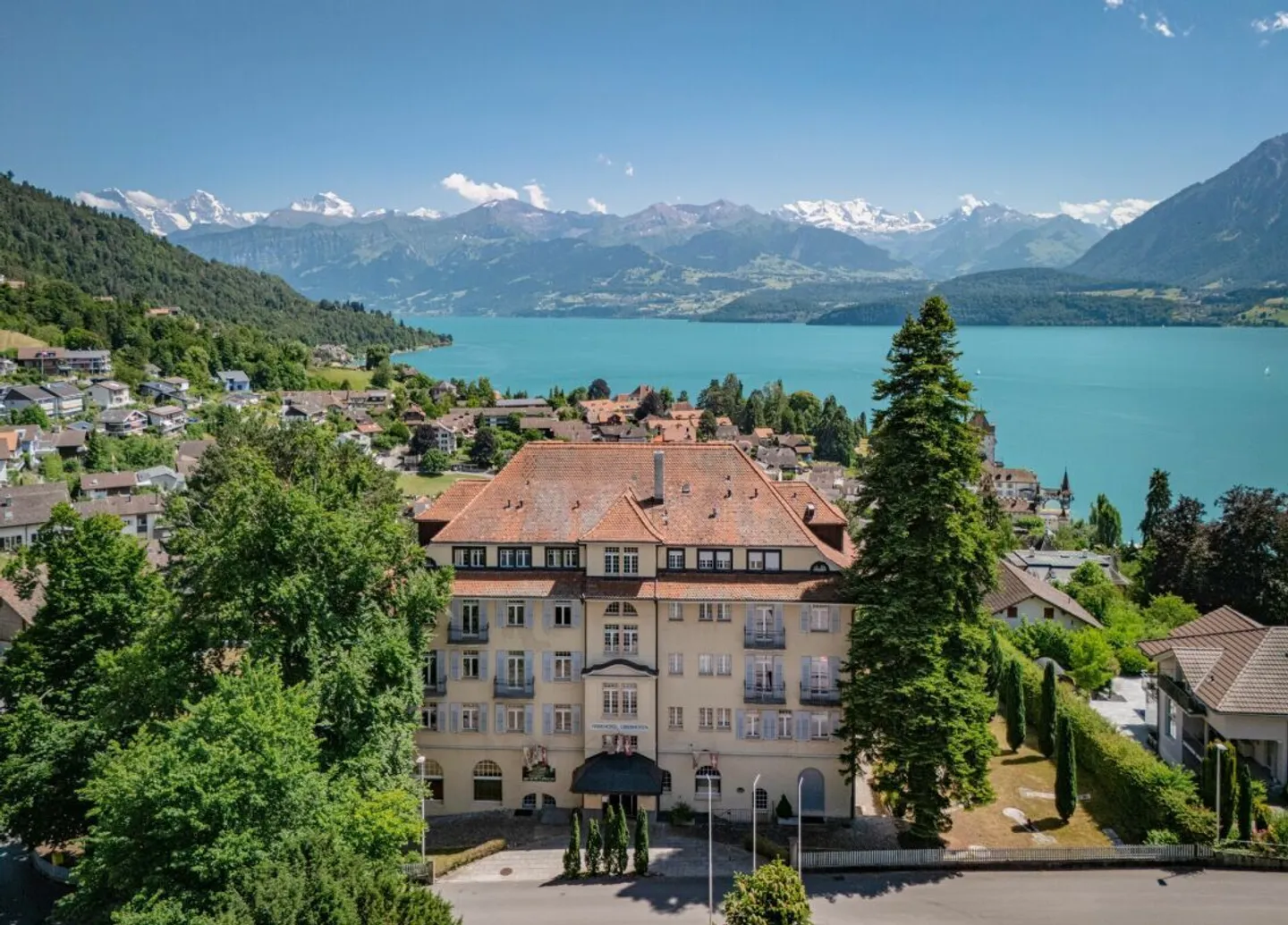 MAJESTIC OVER THE THUN LAKE - PARKHOTEL OBERHOFEN - Photo 7 of 8