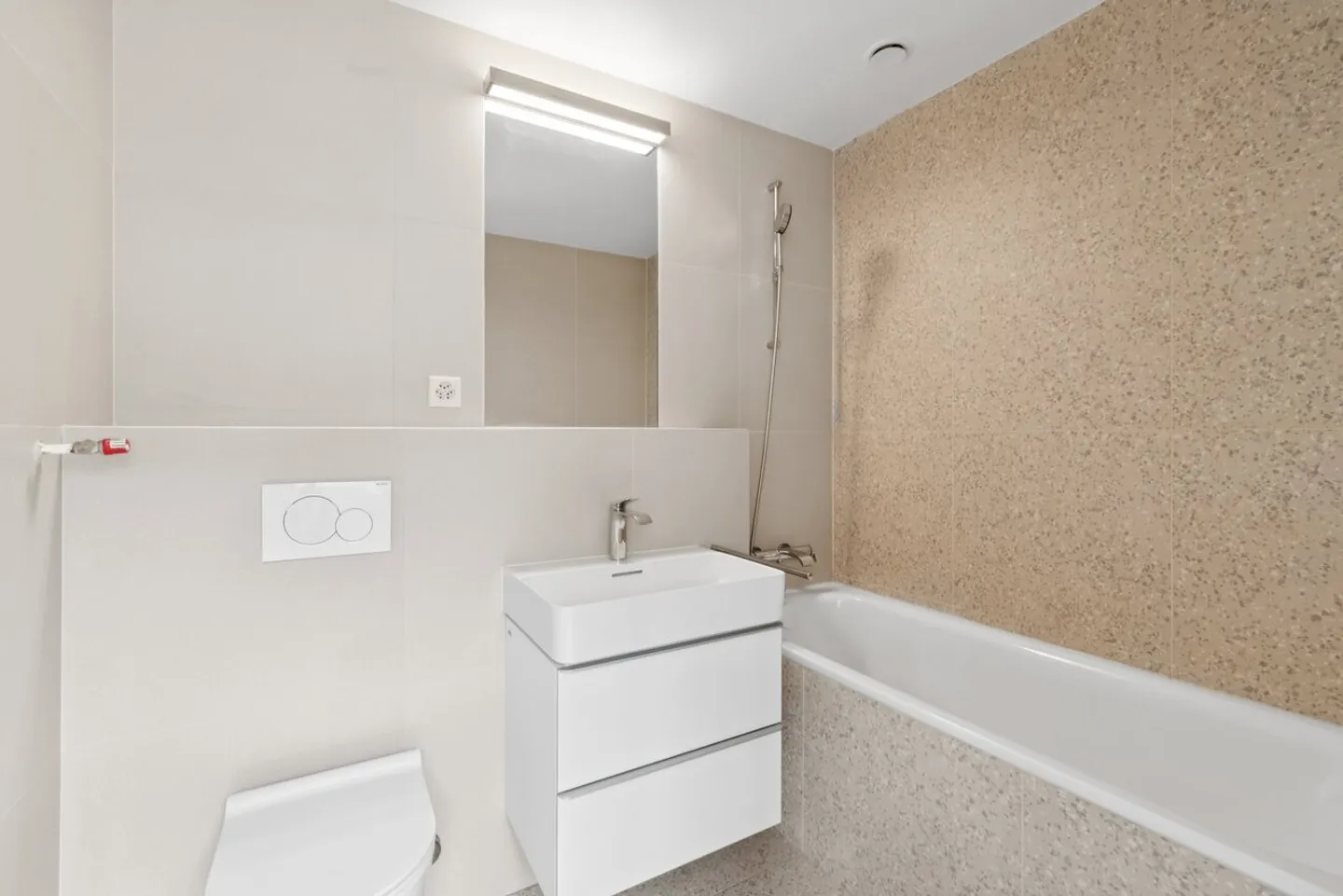 Appartement Charmant Près du Lac - Photo 5 sur 8