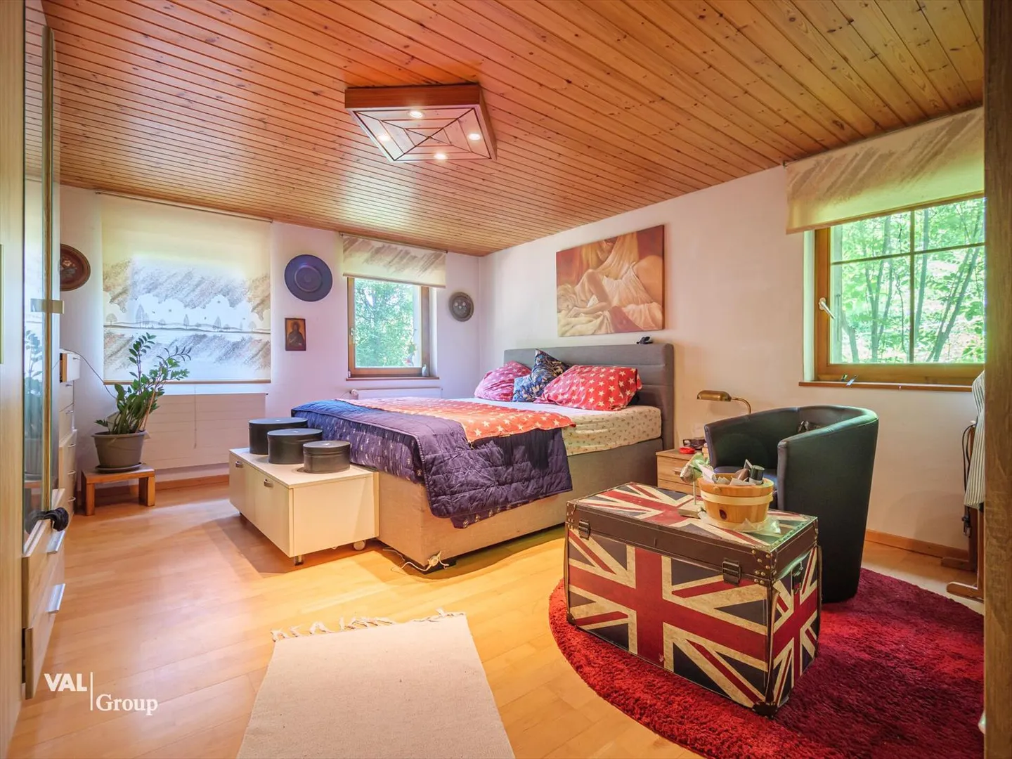 Maison dans le village avec deux appartements, dépendances et à quelques pas de Sion - Photo 7 sur 13