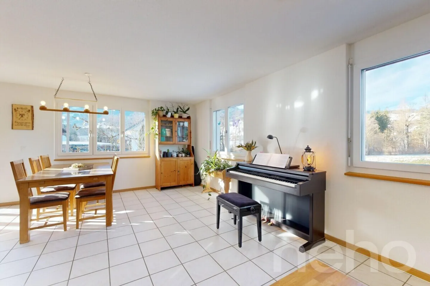 Family house with garden, sun, and space for living and working - Photo 8 of 12