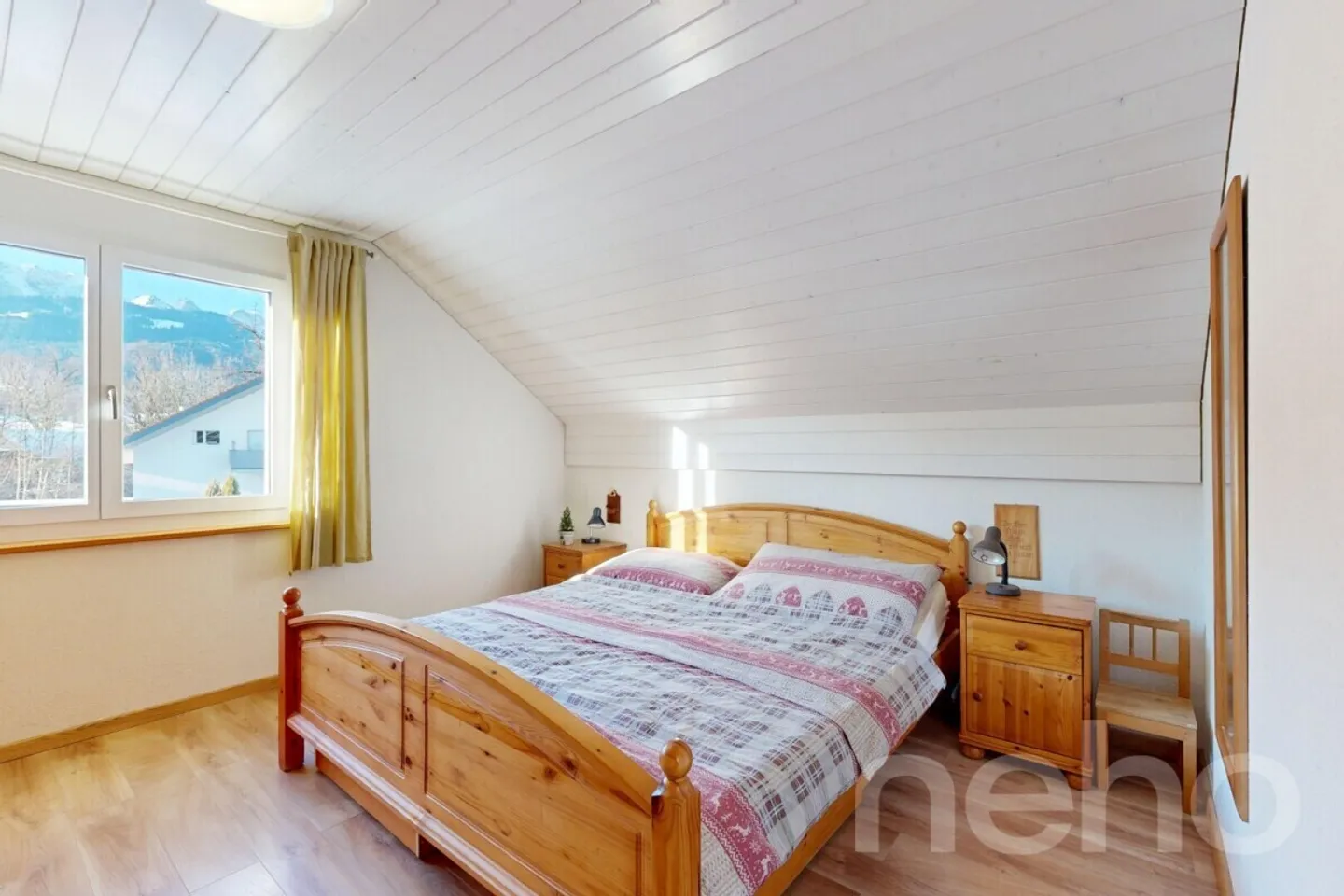 Family house with garden, sun, and space for living and working - Photo 10 of 12