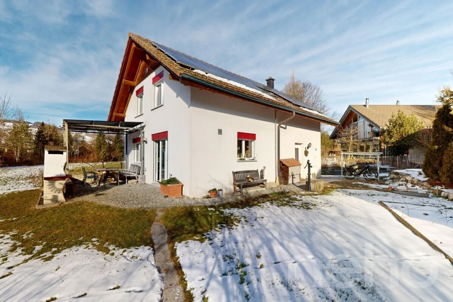 Family house with garden, sun, and space for living and working - Photo 12 of 12