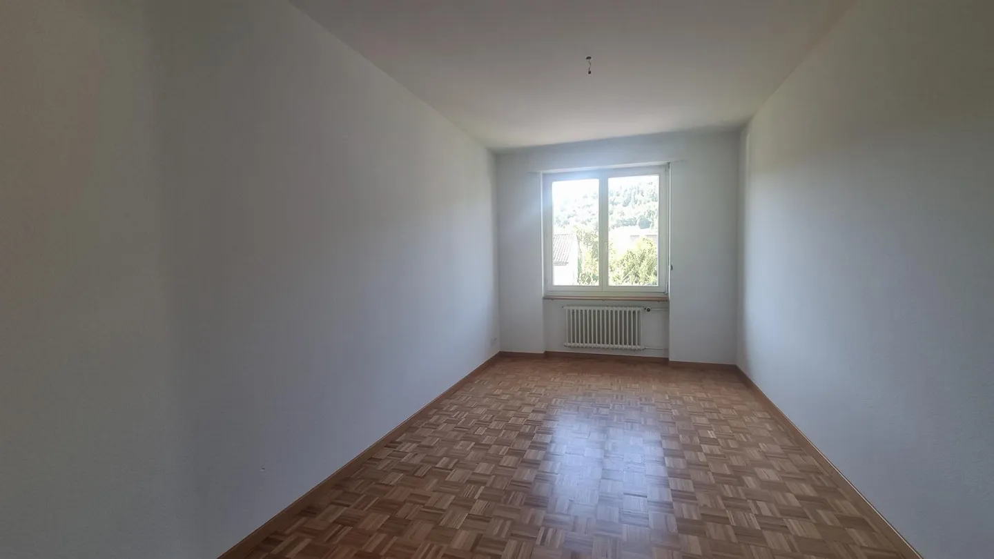 Central Located Apartment - Photo 5 of 7