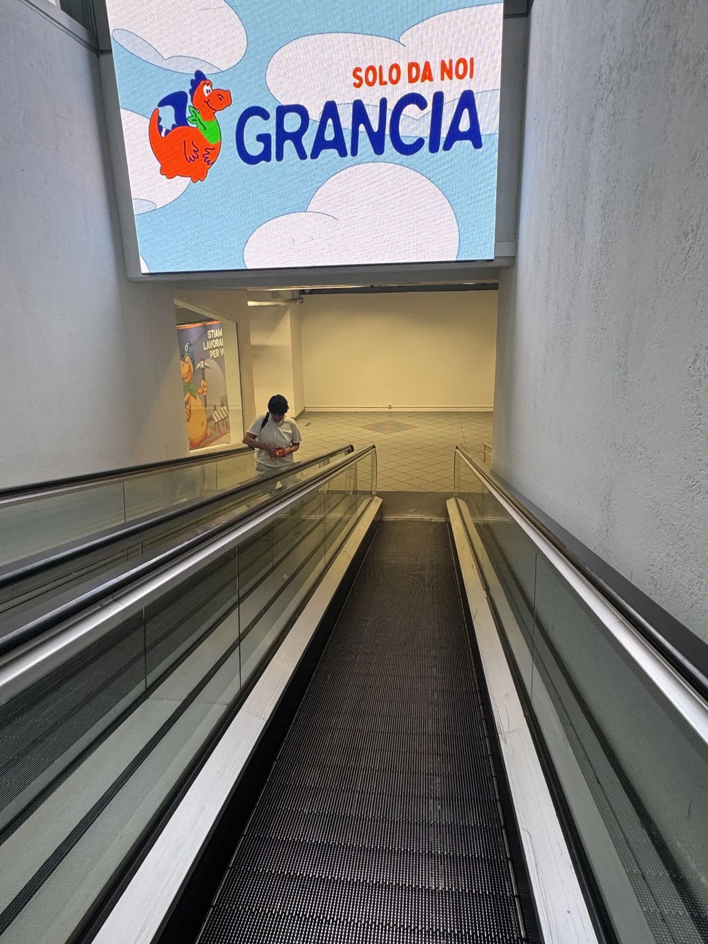 Espace commercial 80 m2 Centre commercial Grancia - Photo 8 sur 10