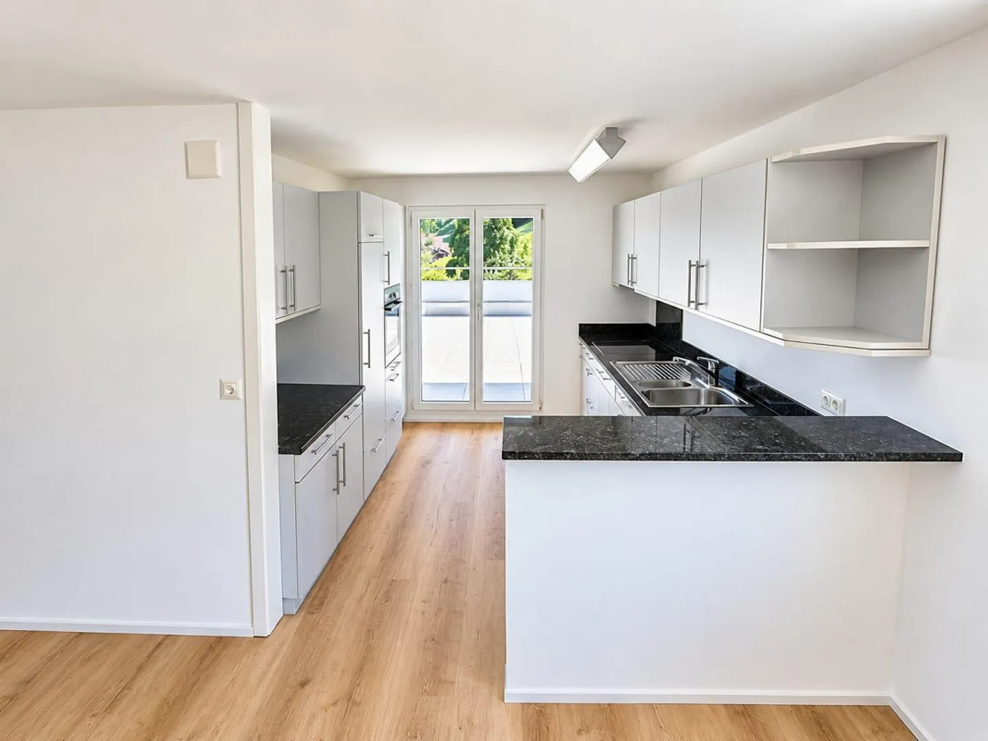 Penthouse apartment with huge terrace and view to Lake Constance - Photo 2 of 9