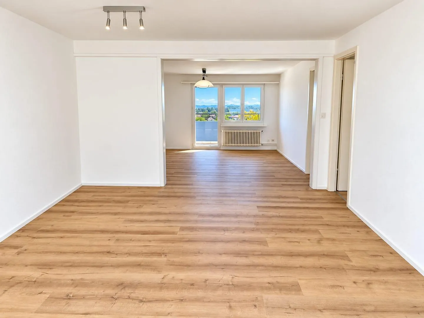Penthouse apartment with huge terrace and view to Lake Constance - Photo 3 of 9