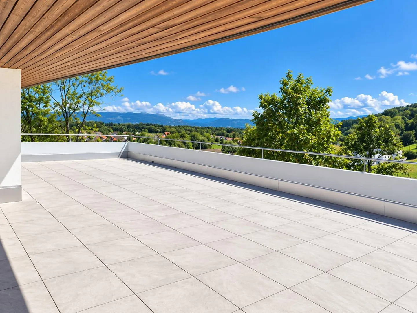 Penthouse apartment with huge terrace and view to Lake Constance - Photo 1 of 9