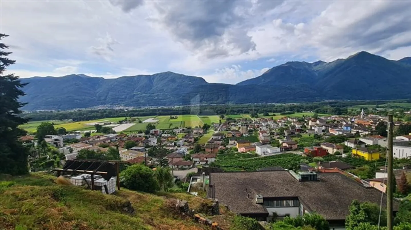 CALME ET ENSOLEILLÉ AVEC VUE - Photo 1 sur 5