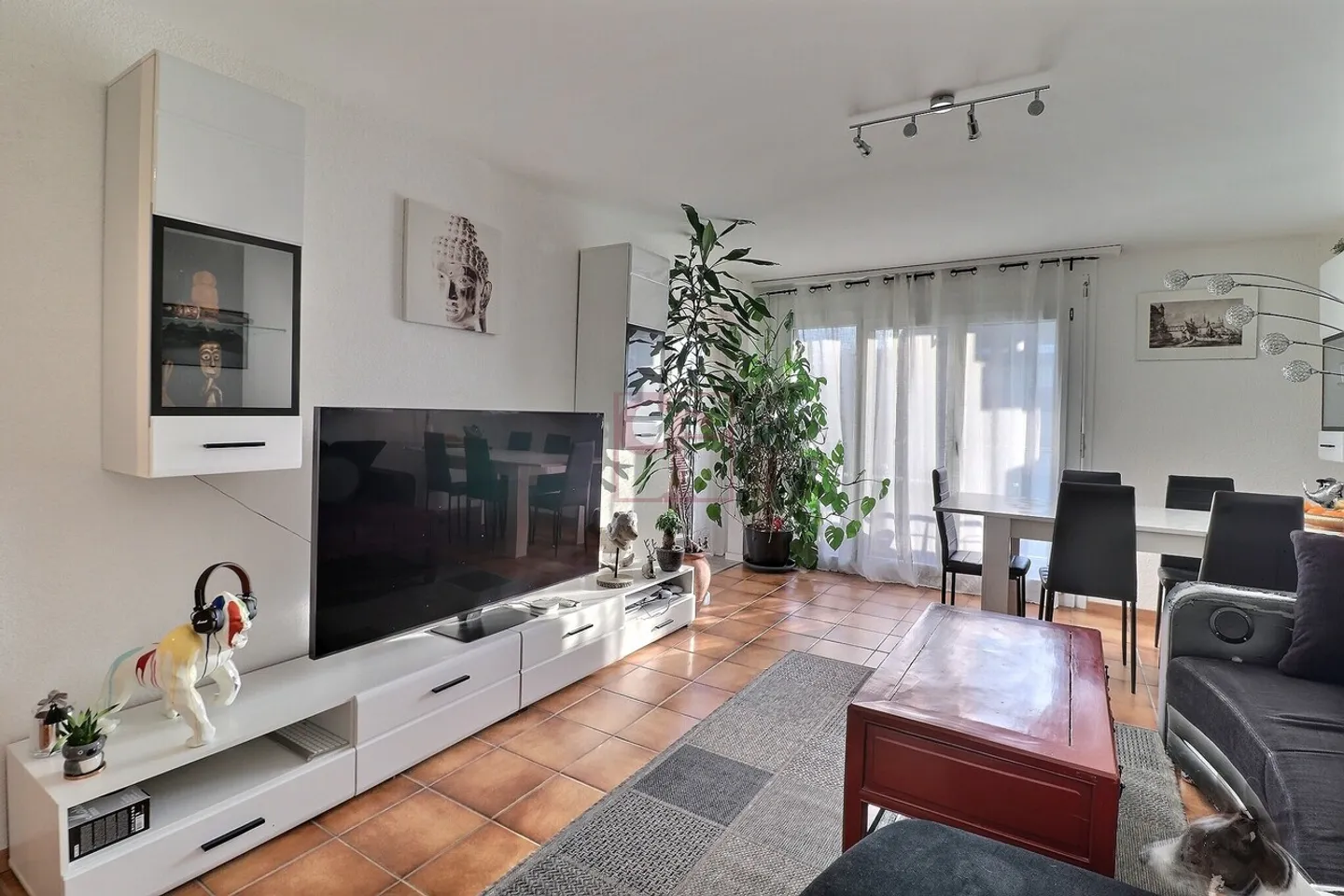 Wunderschöne renovierte 3,5-Zimmer-Wohnung zu vermieten (95 m2) - Foto 2 von 13