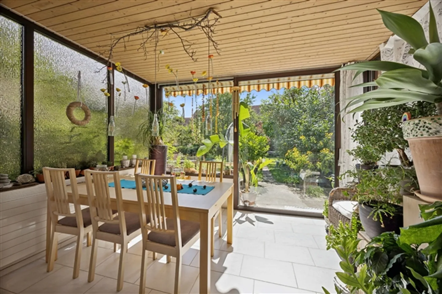 Casa familiare con grande giardino paradisiaco - Foto 7 di 13