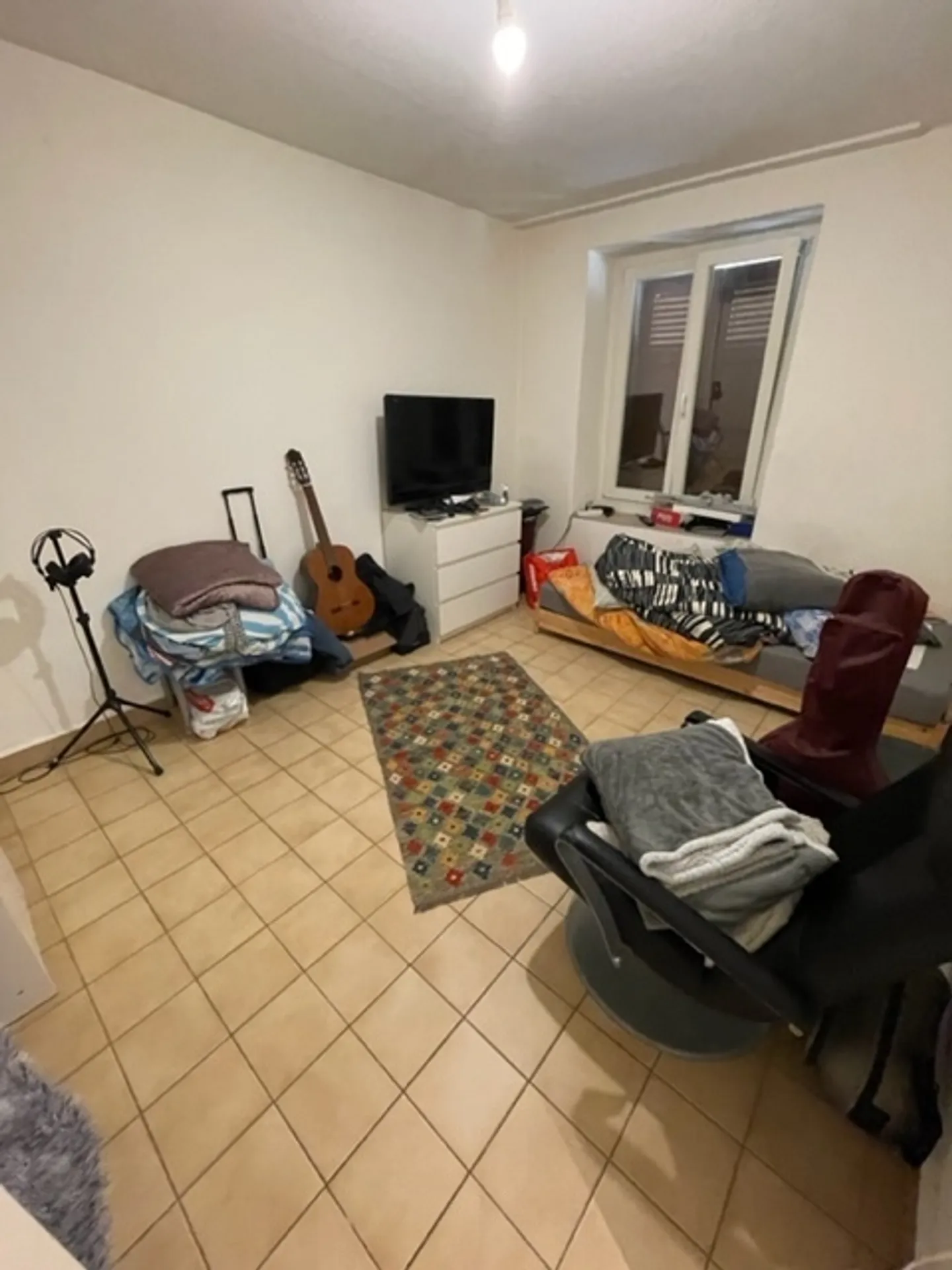 Appartement Charmant avec Terrasse - Photo 7 sur 10