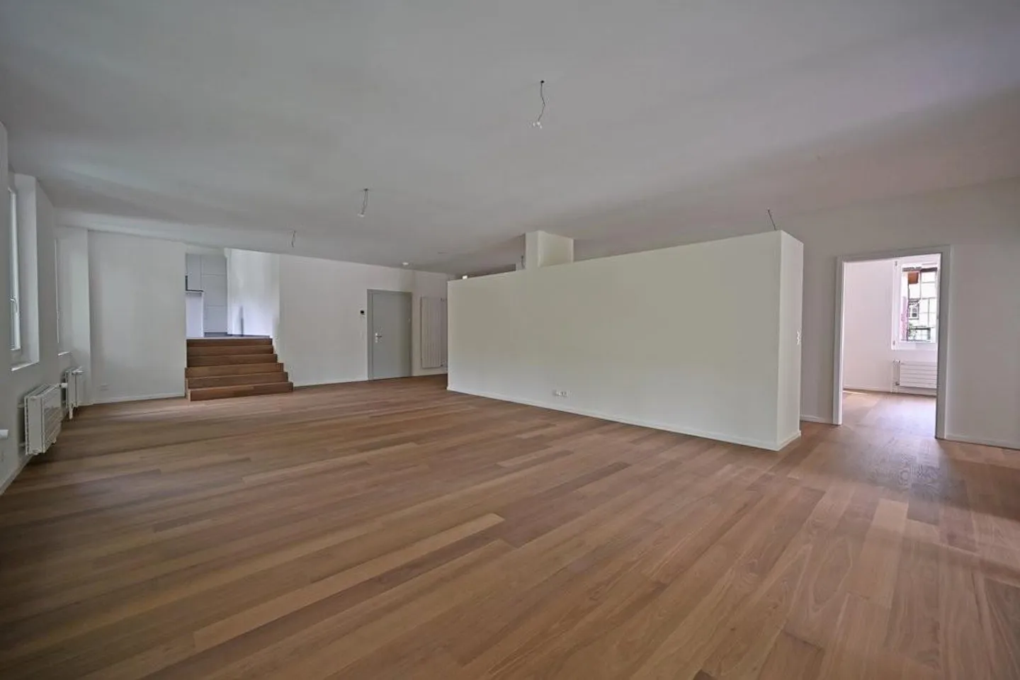 Appartamento moderno di 5,5 stanze direttamente sull'Aare - Foto 5 di 12