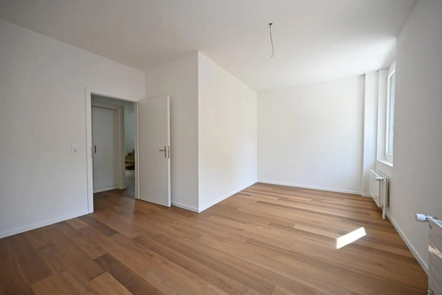 Appartamento moderno di 5,5 stanze direttamente sull'Aare - Foto 7 di 12