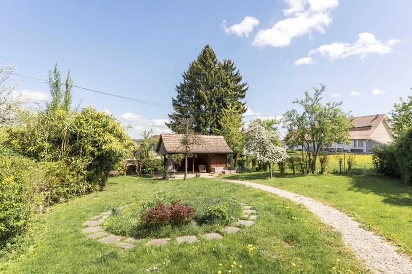 Writing History - Multi-Generational House with Potential in Oberglatt - Photo 7 of 8