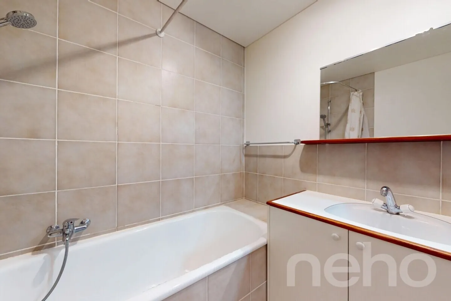 Magnifique attique - vue incroyable plein sud - jardin privé - Photo 8 sur 12