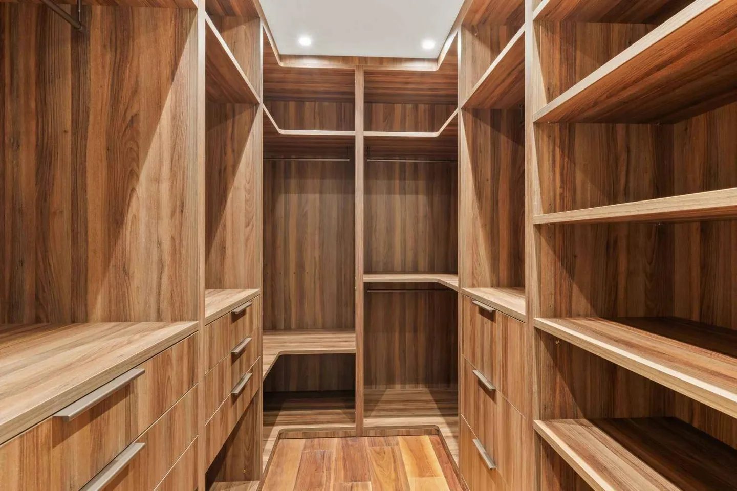 Propriété magnifique avec 10 chambres - Vue incomparable - Piscine intérieure - Photo 9 sur 11