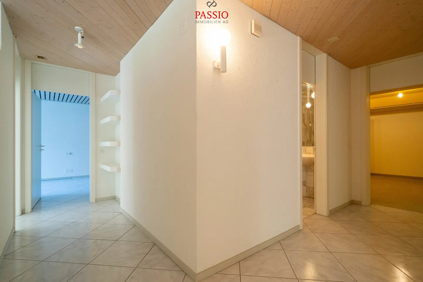 Casa a schiera di 4,5 vani in posizione privilegiata con ampio spazio esterno - Foto 18 di 39