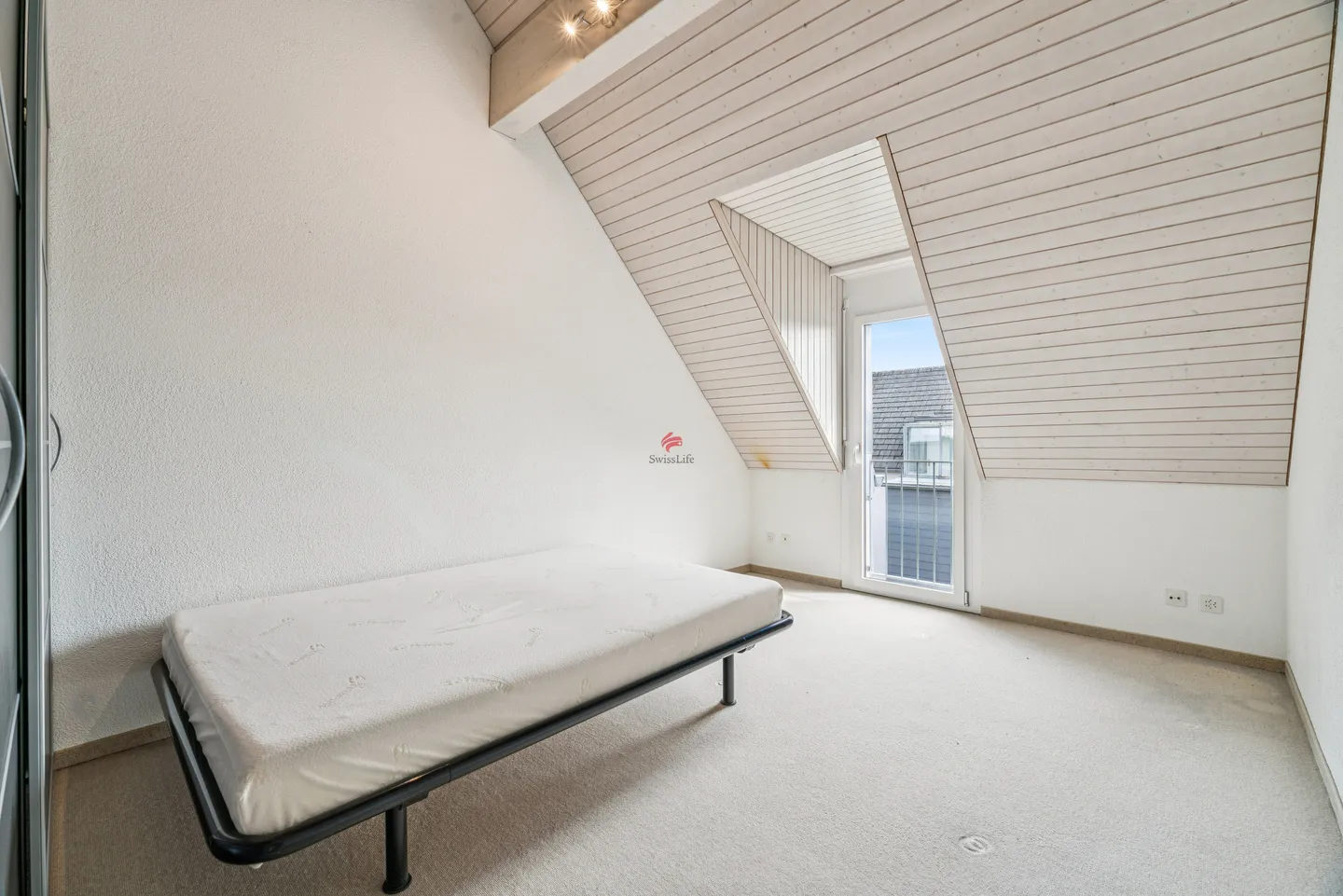 Appartement Attique Stylé avec Vue - Photo 4 sur 5