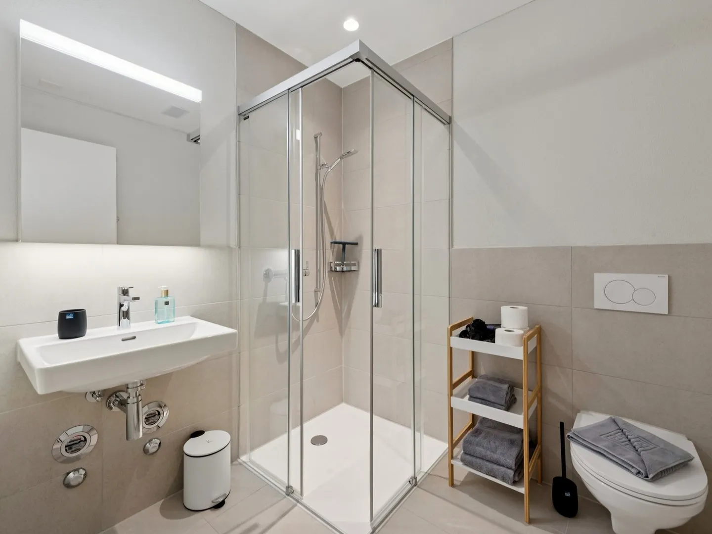Appartements meublés avec flair de Madrid - directement dans le plus grand centre commercial de Suisse ! - Photo 14 sur 19