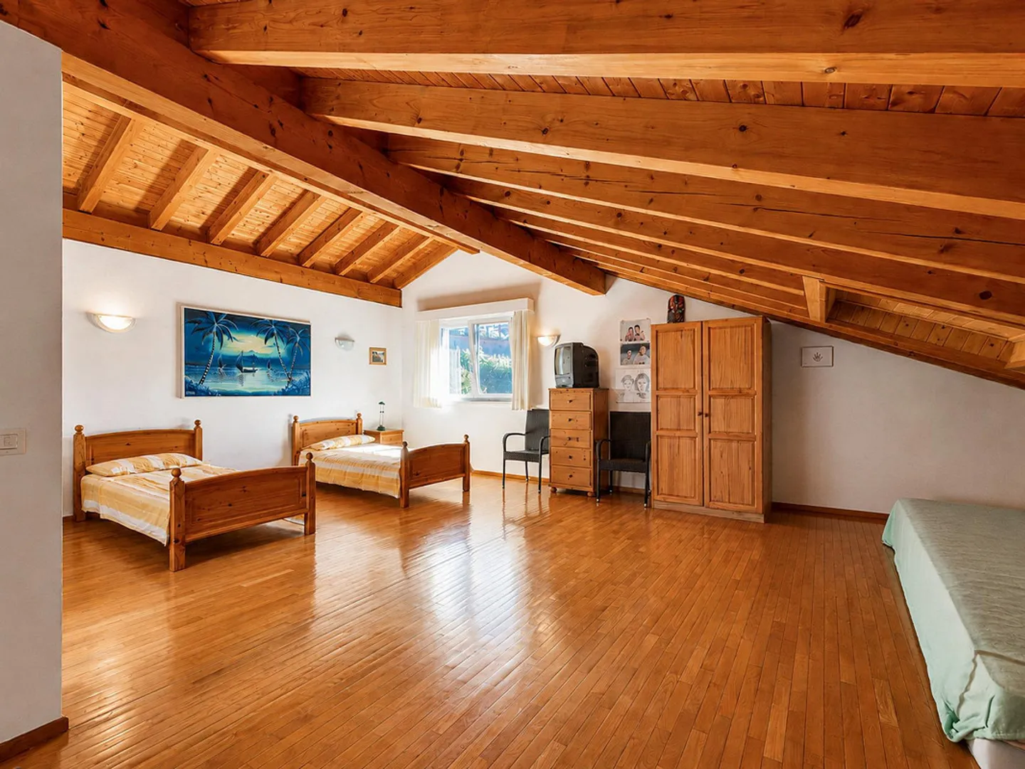 Casa familiare con giardino incantevole - Foto 6 di 10