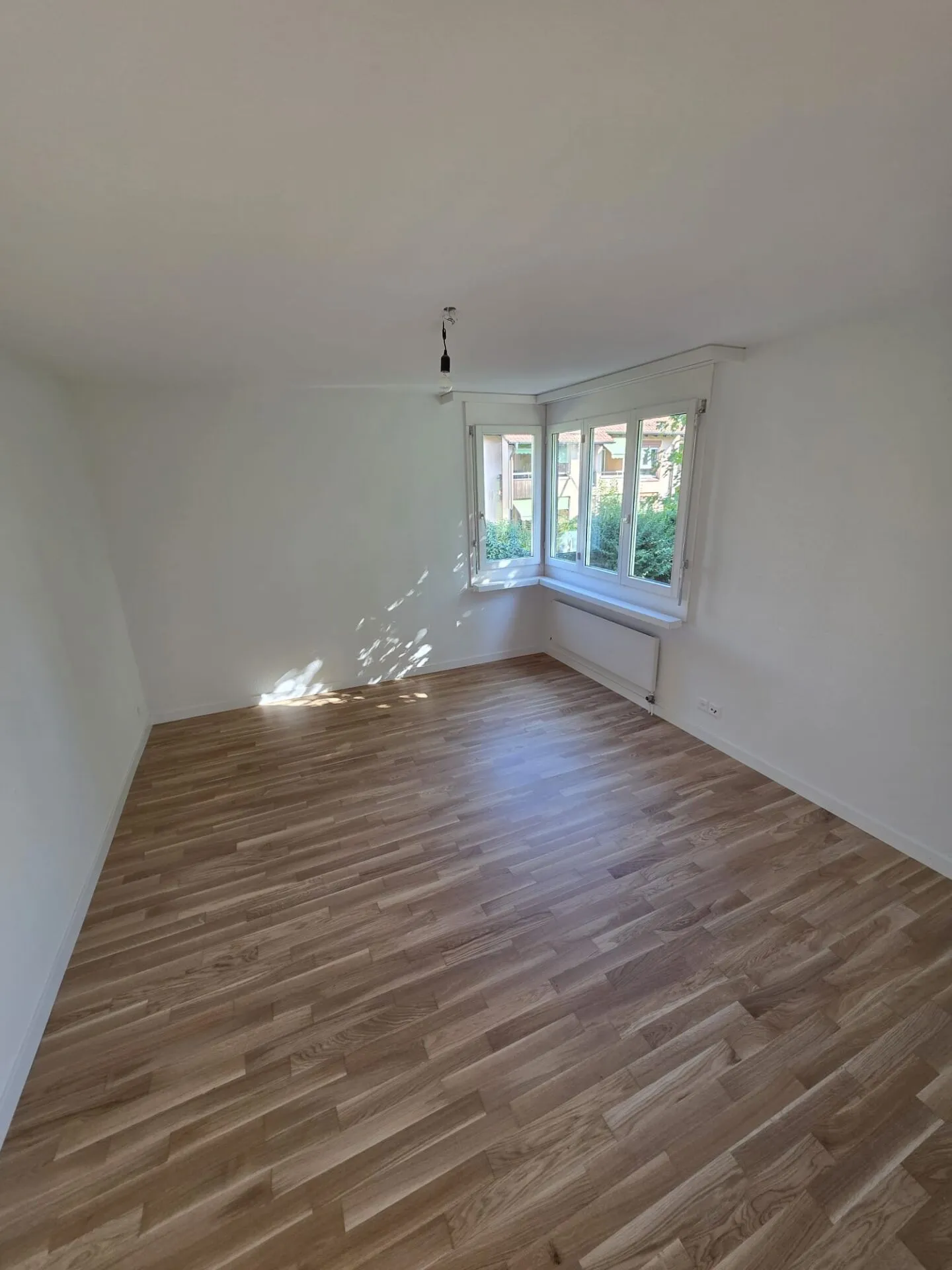 Moderne 3.5 Zimmerwohnung - Foto 4 von 10