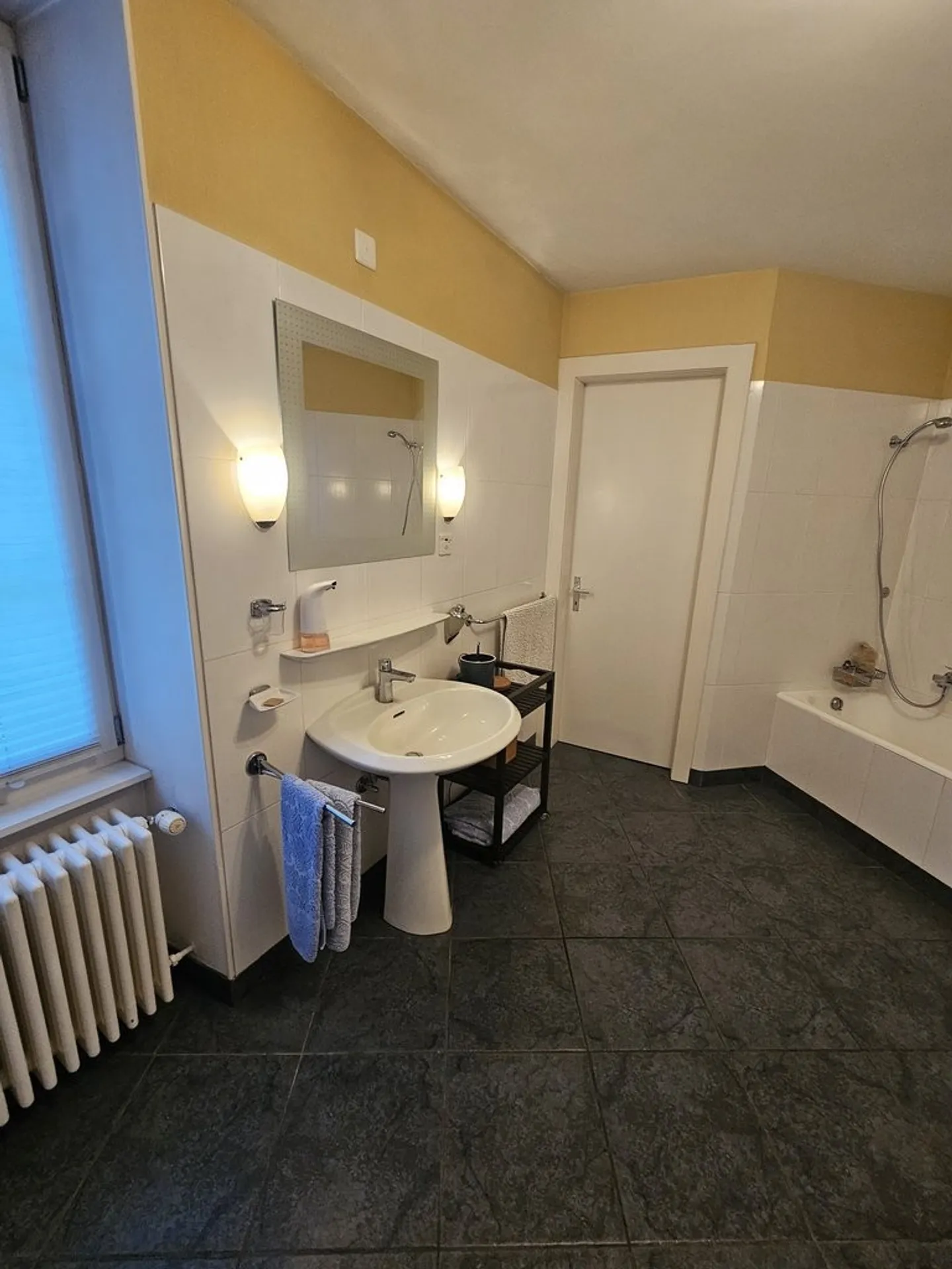 Charming Apartment in Aubonne - Photo 4 of 4